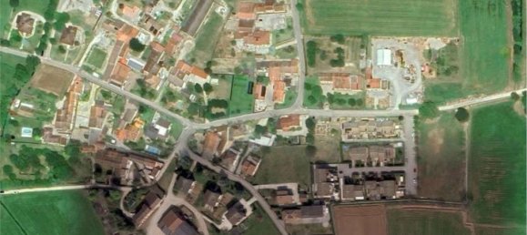 10 rooms House in Goito, Italy No. 228150 3