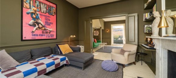 5 bedrooms House in London, United Kingdom No. 5202 10