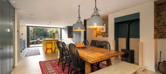 5 bedrooms House in London, United Kingdom No. 5202 13