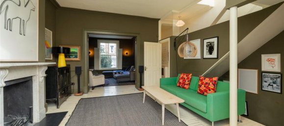 5 bedrooms House in London, United Kingdom No. 5202 22