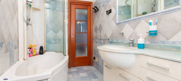 2 bedrooms Apartment in Rivoli, Italy No. 55339 14