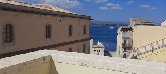 3 Schlafzimmer Wohnung in Syracuse, Italy, Nr. 345064 13