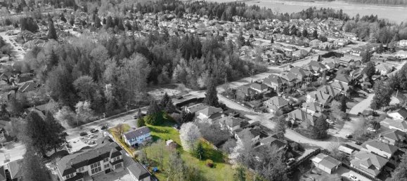 4 bedrooms House in British Columbia, Canada No. 191 3