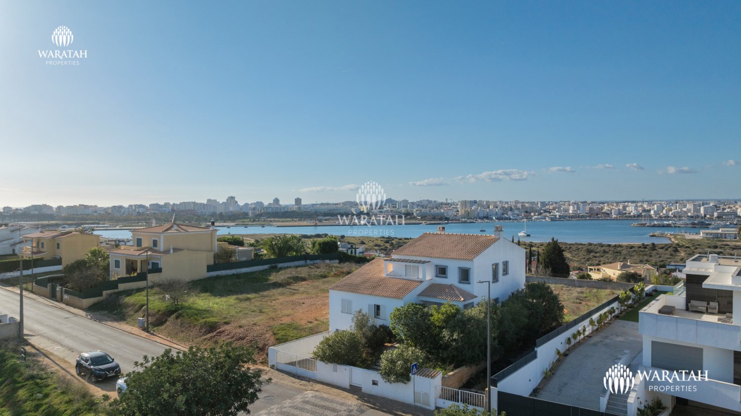 4 bedrooms Villa in Ferragudo, Portugal No. 105458