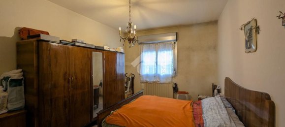 8 rooms House in Gattatico, Italy No. 184103 8