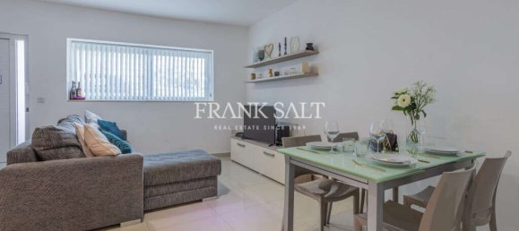 2 غرف نوم طابقين في Msida, Malta رقم 7250 3