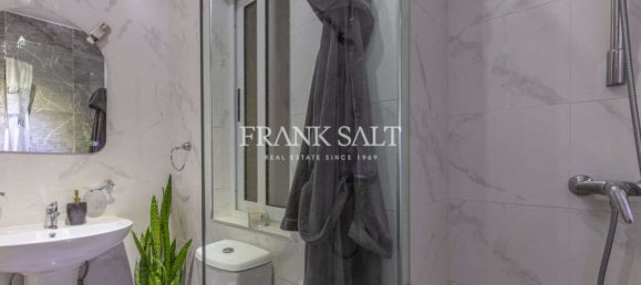 2 غرف نوم طابقين في Msida, Malta رقم 7250 10