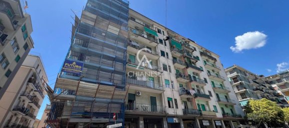 2 bedrooms Apartment in Salerno, Italy No. 292804 2