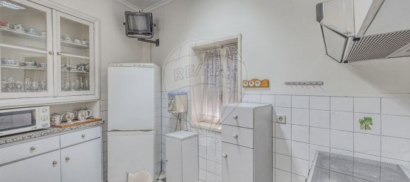 2 bedrooms House in Porto, Portugal No. 23657 8