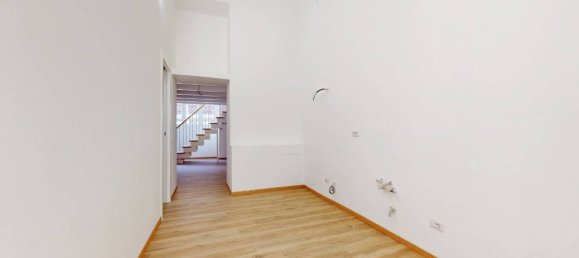 1 bedroom Apartment in Milan, Italy No. 281757 7