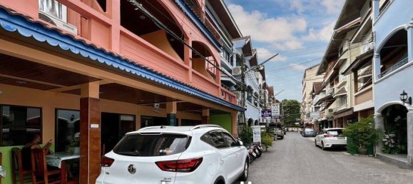 12 bedrooms Bungalow in Hua Hin, Thailand No. 16431 2