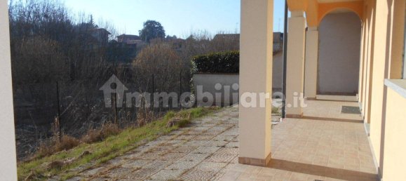 Вилла с 4 спальнями в Монкривелло, Италия № 86587 19