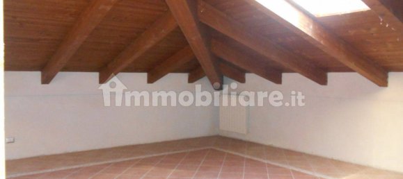 Вилла с 4 спальнями в Монкривелло, Италия № 86587 13