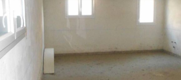 Вилла с 4 спальнями в Монкривелло, Италия № 86587 17