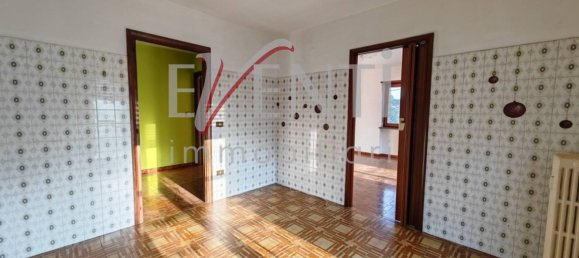 5 rooms Apartment in Perosa Argentina, Italy No. 44407 6