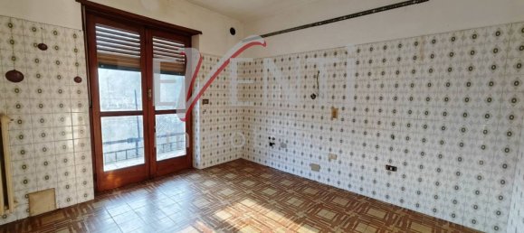 5 rooms Apartment in Perosa Argentina, Italy No. 44407 7