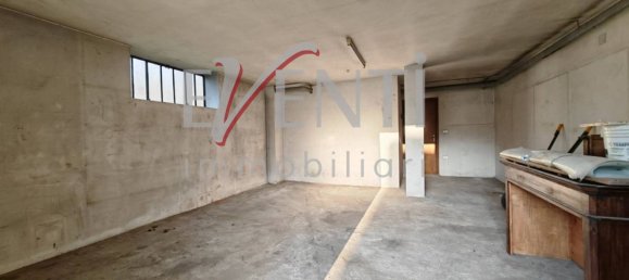 5 rooms Apartment in Perosa Argentina, Italy No. 44407 21