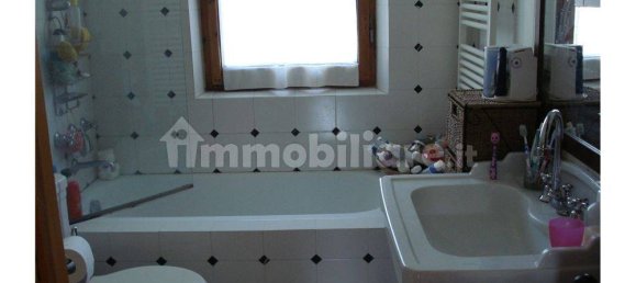 2 bedrooms Apartment in Reggello, Italy No. 51009 10