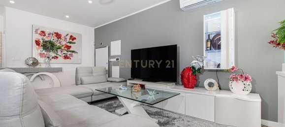 Casa T4 em Odivelas, Portugal N.º 111878 4