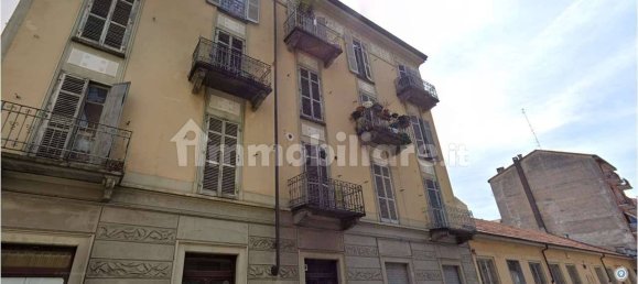2 bedrooms Apartment in Turin, Italy No. 9106 7