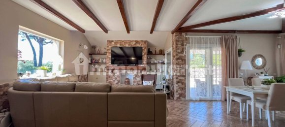 4 bedrooms Villa in Formello, Italy No. 332872 6