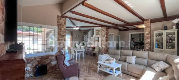 4 bedrooms Villa in Formello, Italy No. 332872 9
