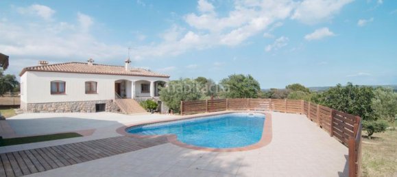 4 bedrooms House in Albons, Spain No. 27740 3