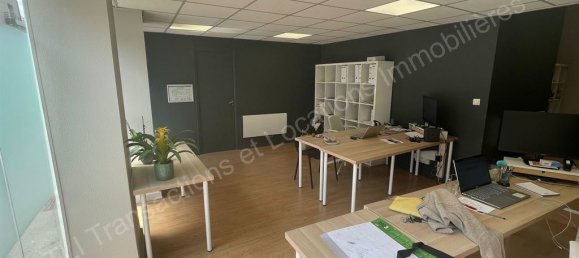 150m² Office in Nord, France No. 95358 3