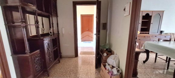 5-Zimmer Wohnung in Palermo, Italy, Nr. 9144 6