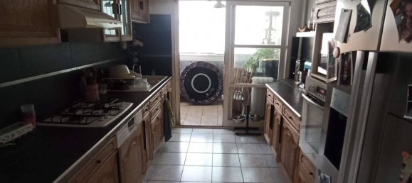 3 Schlafzimmer Wohnung in La Seyne-sur-Mer, France, Nr. 331477 6