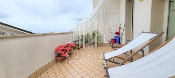 5 rooms Apartment in Massa, Italy No. 195650 18