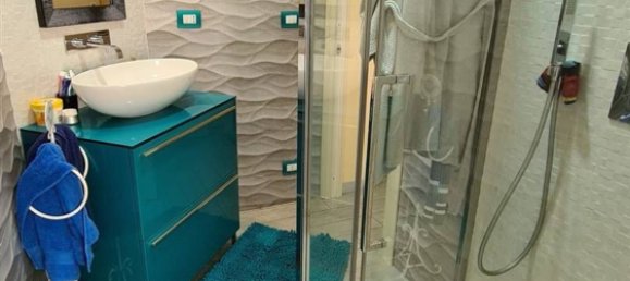 Квартира с 3 комнатами в Лайгуэлья, Италия № 177983 10