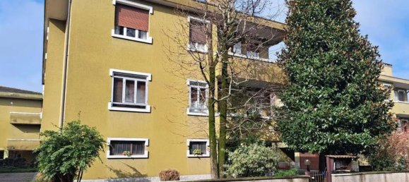 3-salle Appartement à Graffignana, Italy No. 2600 11