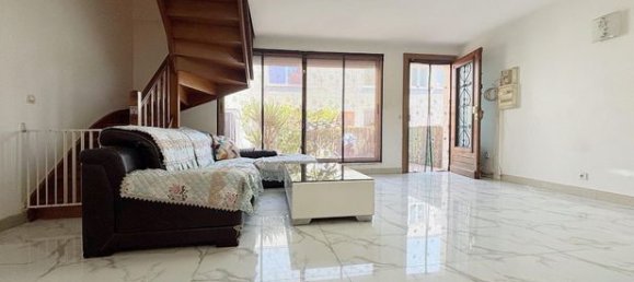 2 bedrooms Duplex in Bagnolet, France No. 310075 3