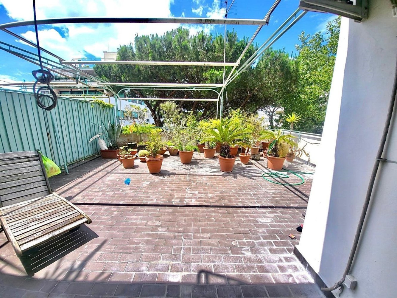 3 bedrooms Apartment in Rome, Italy No. 399784