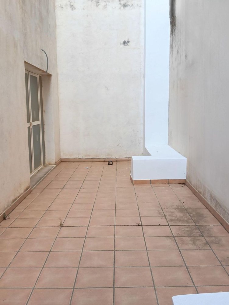 142m² Commercial property in Manacor, Spain No. 237000