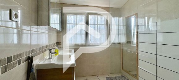 Casa de 4 dormitorios en Corbeil-Essonnes, France No. 296532 9