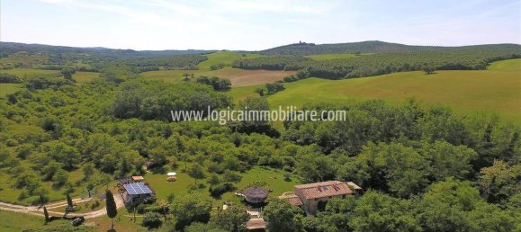 3 bedrooms House in Trequanda, Italy No. 176189 17