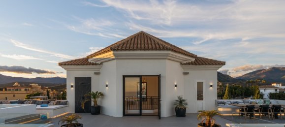 6 bedrooms Villa in Benahavis, Spain No. 49797 43