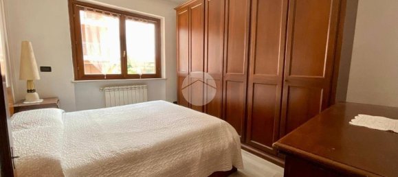 2 bedrooms Apartment in Turin, Italy No. 283167 4