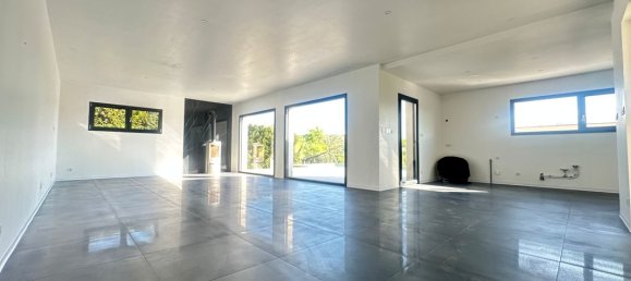 4 Schlafzimmer Haus in Essert, France, Nr. 200088 2