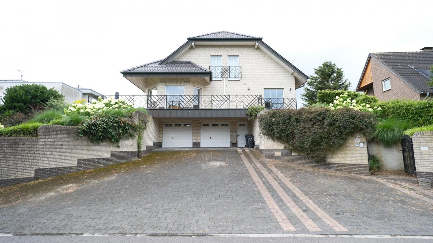 5 rooms Villa in Stade, Germany No. 298284