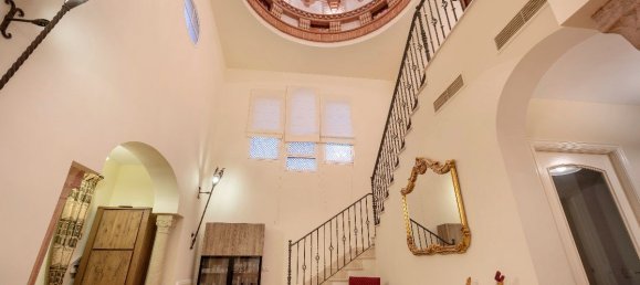 4 bedrooms Villa in Benahavis, Spain No. 4683 3