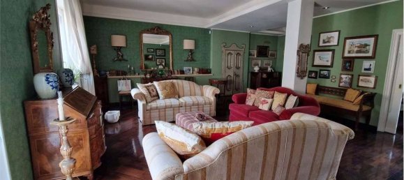 3 bedrooms Apartment in Ancona, Italy No. 300567 2