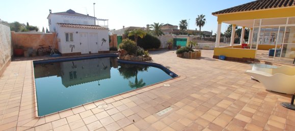 3 bedrooms Villa in La Marina, Spain No. 8269 16