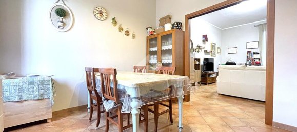 3 rooms Apartment in Cremona, Italy No. 13153 6