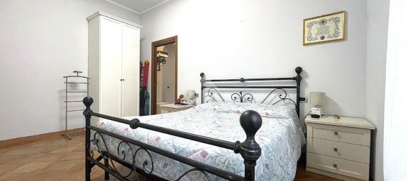 3 rooms Apartment in Cremona, Italy No. 13153 12