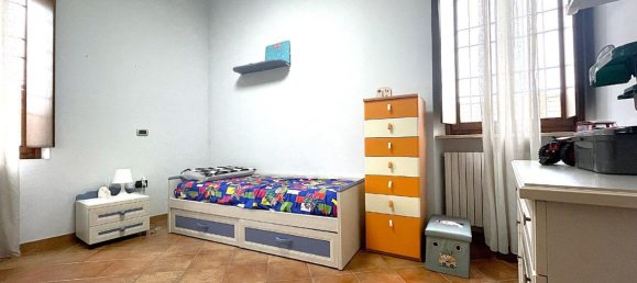 3 rooms Apartment in Cremona, Italy No. 13153 14