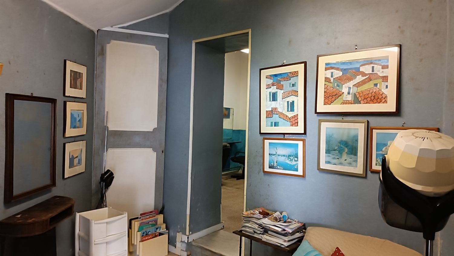 65m² Commercial property in Rome, Italy No. 72397