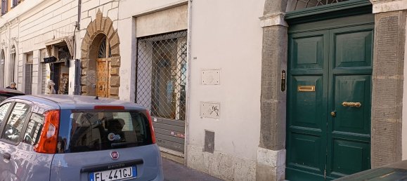 65m² Commercial property in Rome, Italy No. 72397 15